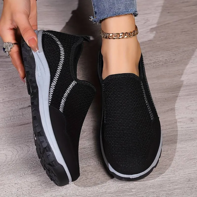 Lisa® | Uncomplicated and trendy   sneakers