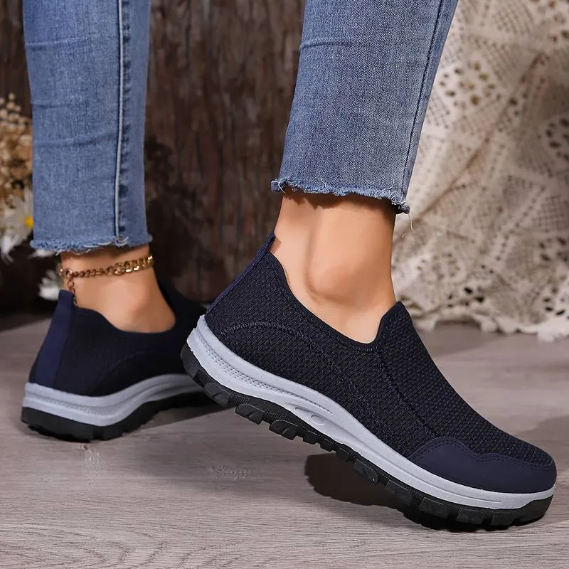 Lisa® | Uncomplicated and trendy   sneakers
