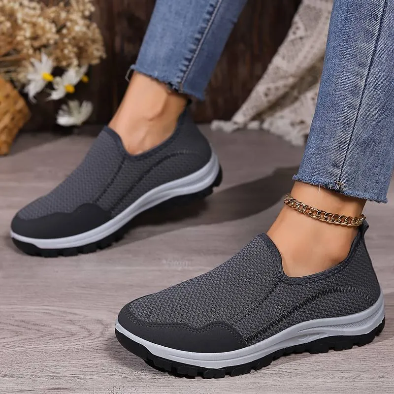 Lisa® | Uncomplicated and trendy   sneakers