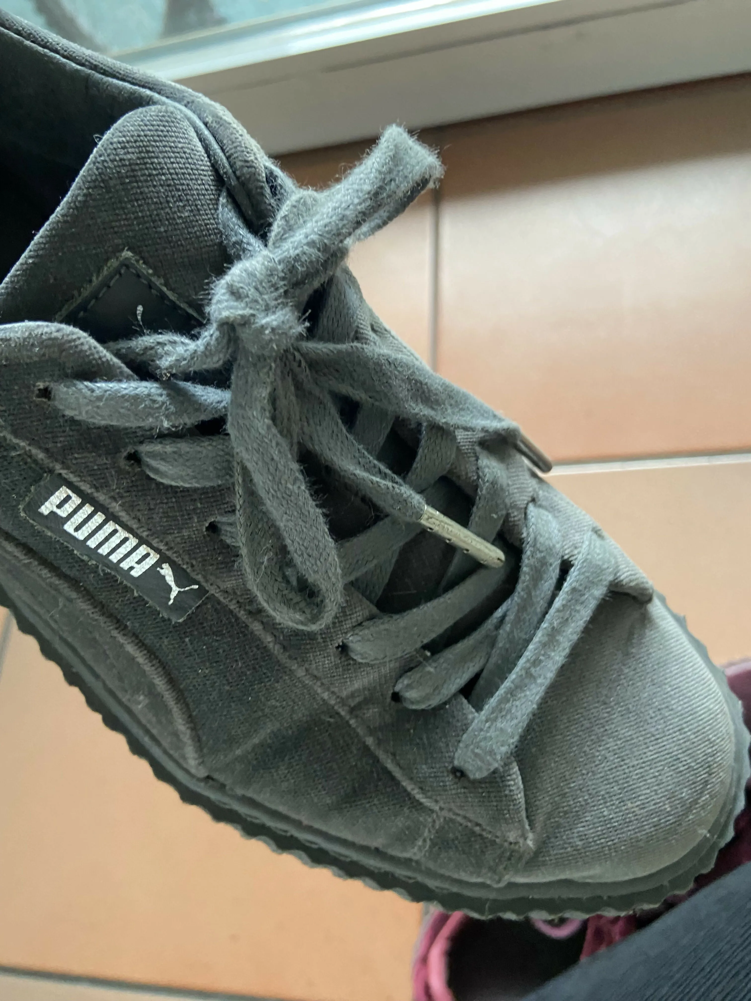 Puma Schuhe