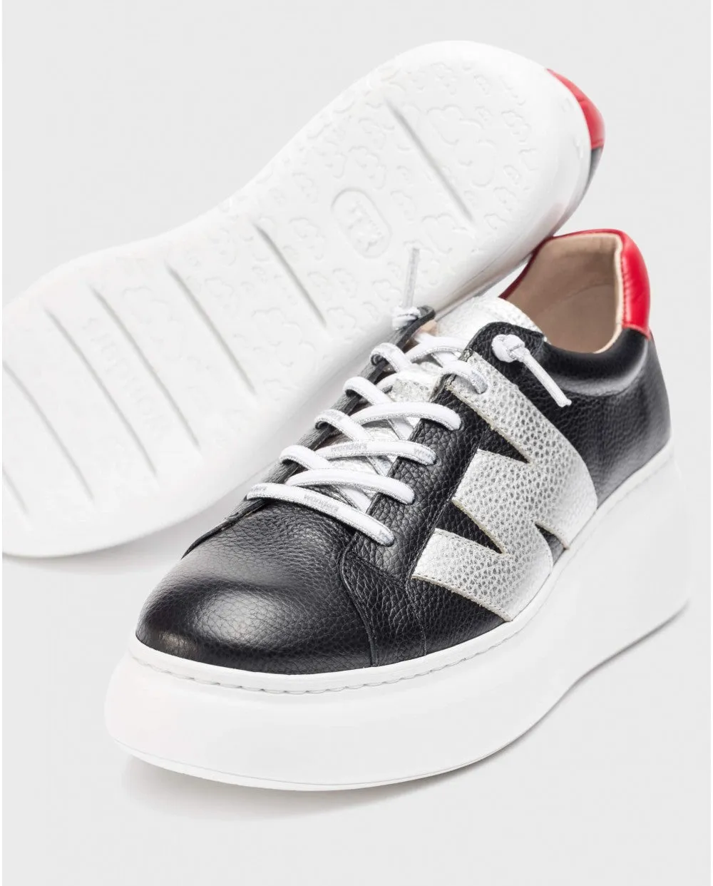 'Zurich' women's lace-up sneaker - Black
